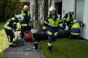 Flüssiggasaustritt im Keller – Explosionsgefahr in Wohnhaus
